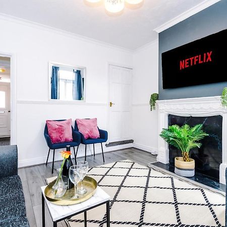 Harley House - Spacious Home With Free Netflix & Parking By Rocketbnb Coventry Exterior foto