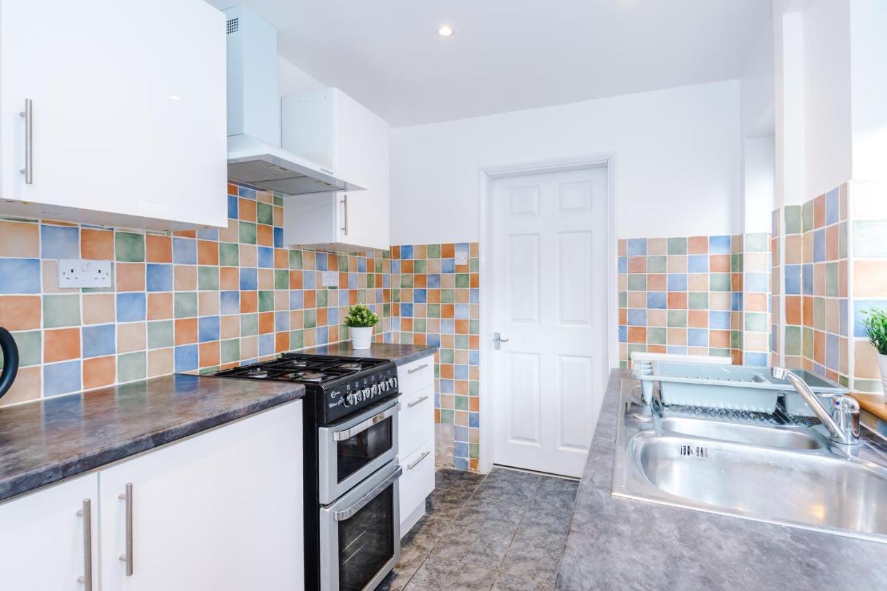Harley House - Spacious Home With Free Netflix & Parking By Rocketbnb Coventry Exterior foto