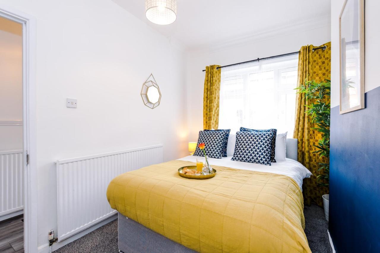 Harley House - Spacious Home With Free Netflix & Parking By Rocketbnb Coventry Exterior foto