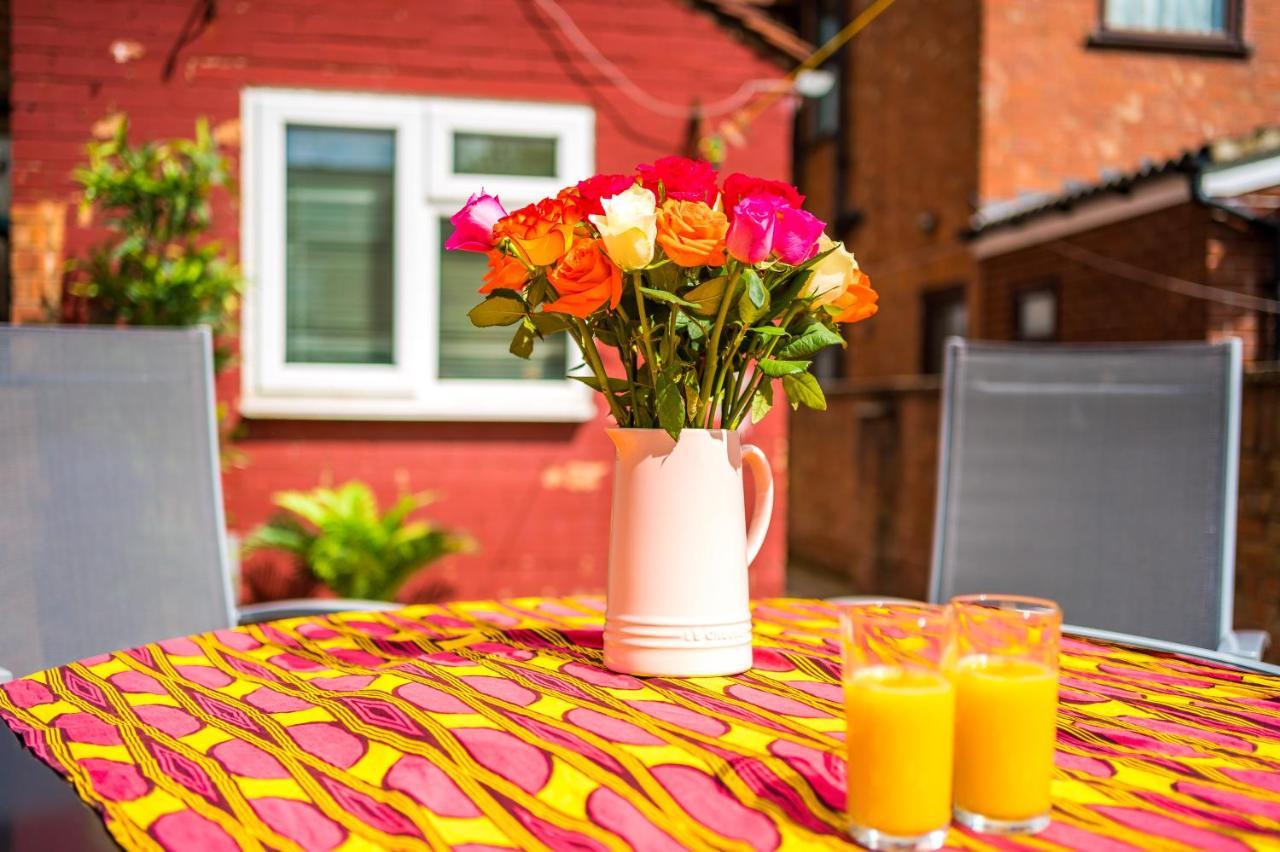 Harley House - Spacious Home With Free Netflix & Parking By Rocketbnb Coventry Exterior foto